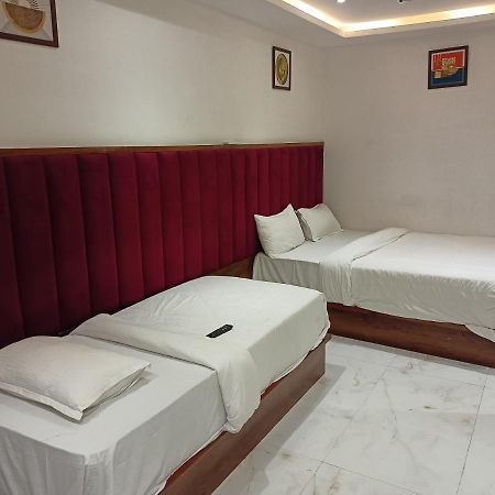 Hotel Palms Residency, Chembur Mumbai Exterior foto