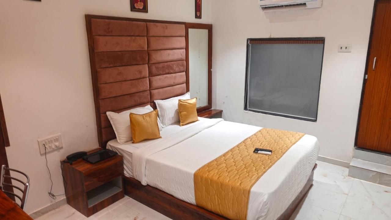 Hotel Palms Residency, Chembur Mumbai Exterior foto